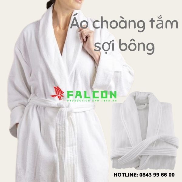 Áo choàng tắm sợi bông cao cấp có chất liệu mềm mại và thấm hút tốt.
